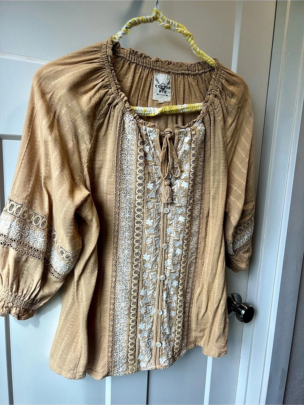 Embroidered Blouse in Taupe & Cream